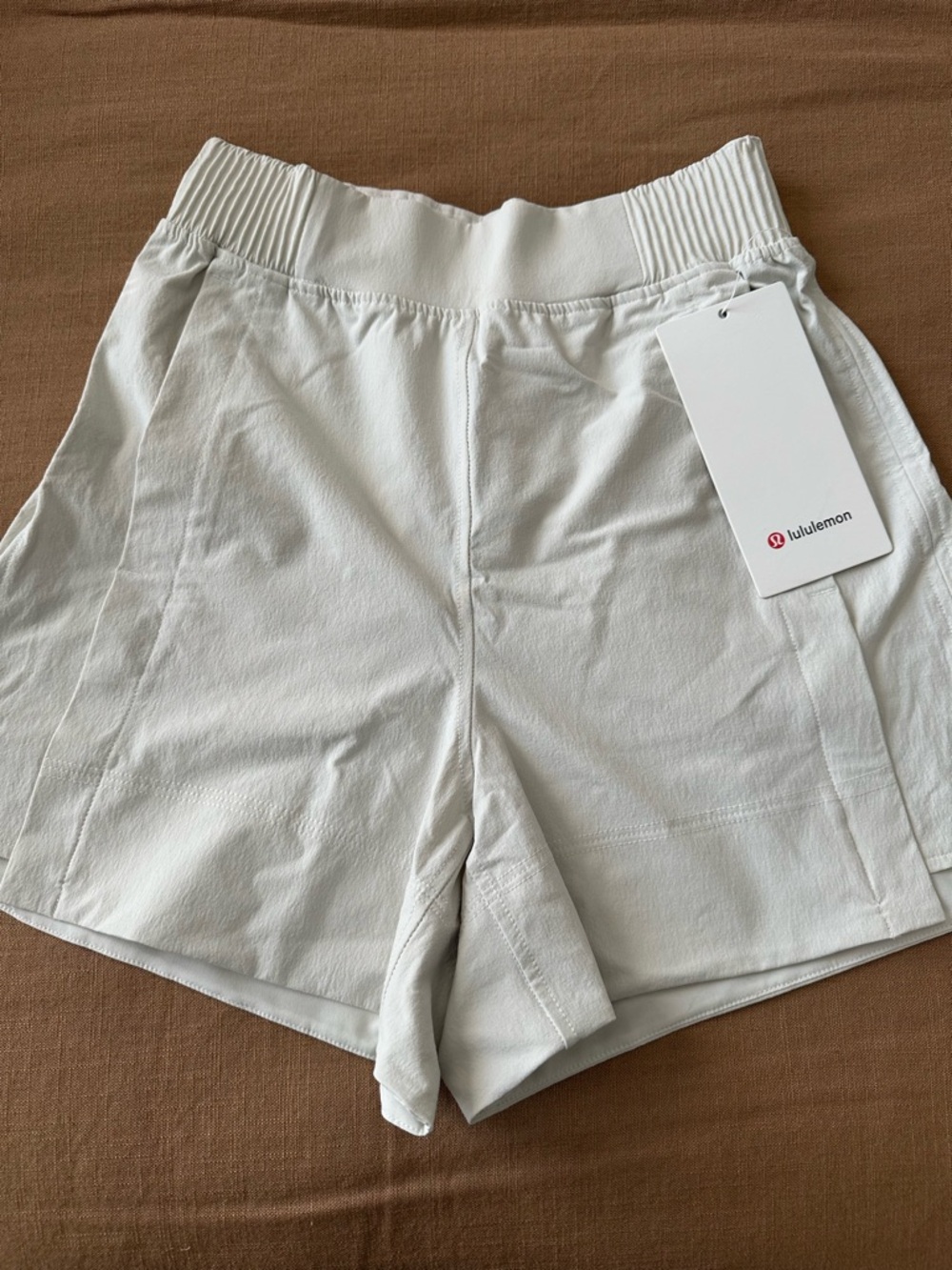 lululemon athletica
High-Rise Performance Shorts
NWT color: bone
